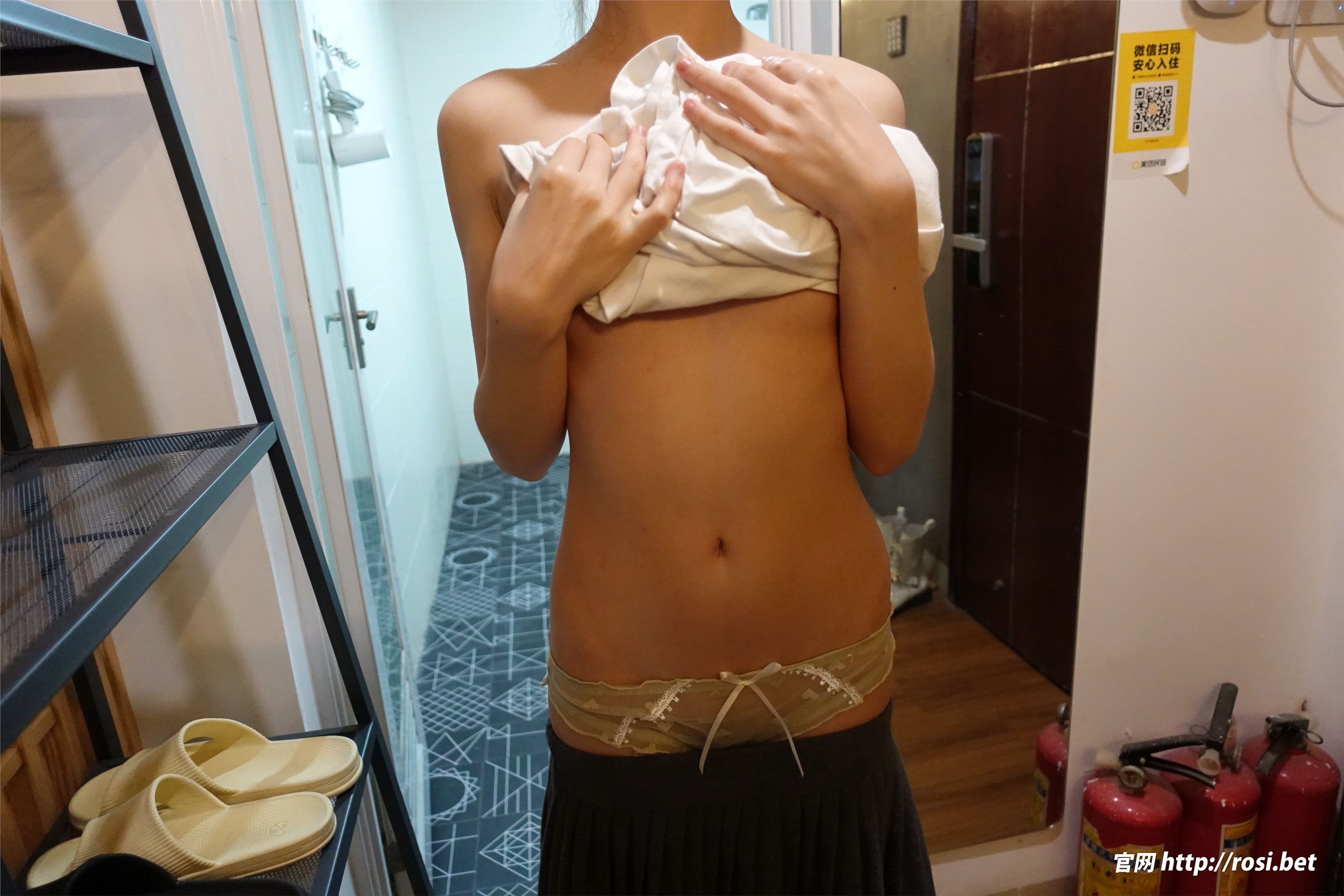 ROSI写真 2024.01.02 NO.4411